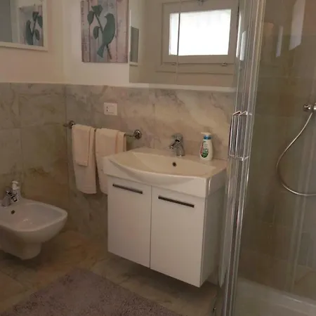 Vista Apartman Maccagno